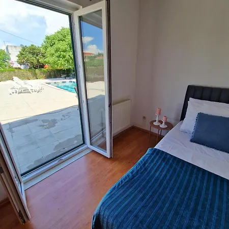 Holiday Nino With Private Pool Holiday home