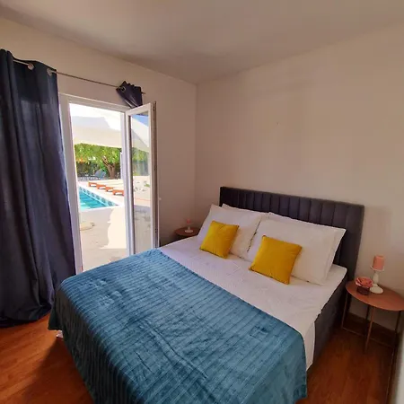 Holiday home Holiday Nino With Private Pool Slatine