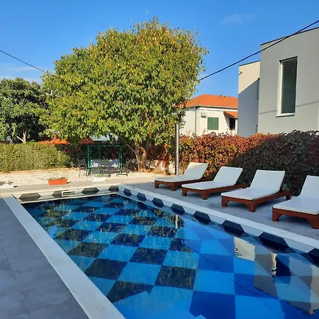 Holiday Nino With Private Pool Holiday home